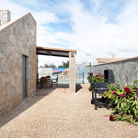 Casa Isabel *